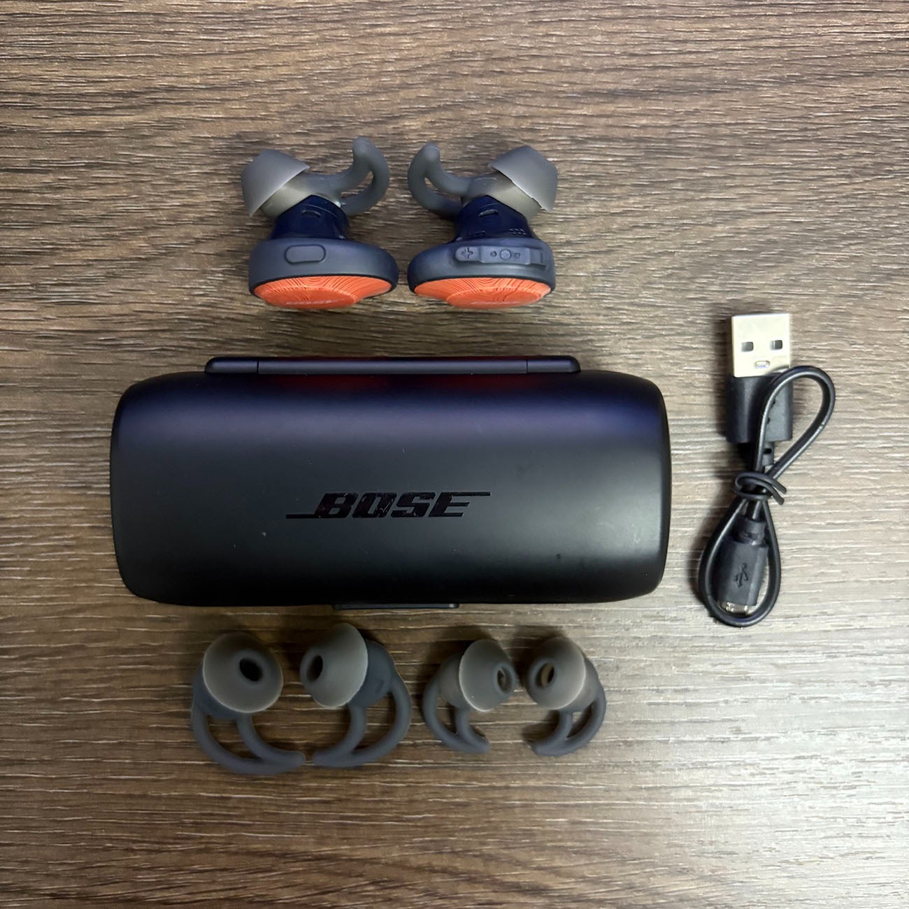 Bose SoundSport Free True Wireless Bluetooth Headphones Sport Earbuds - Orange