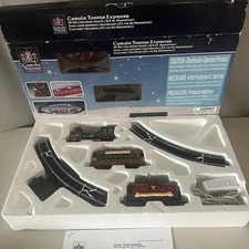 Lemax 2006 Carole Towne Express Holiday Village Train Set w/ 24” Circular Track