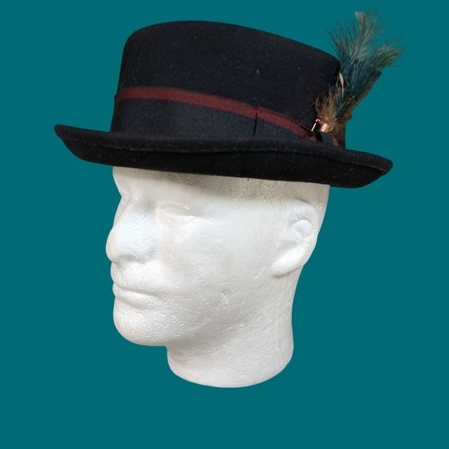 Laird & Co Porkpie Hat Mens 7 1/4 Black Wool Felt Feather Band London