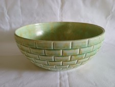 Vintage Flaxman Wade Heath Bowl ~8.75" Apple green speckled gold Art Deco
