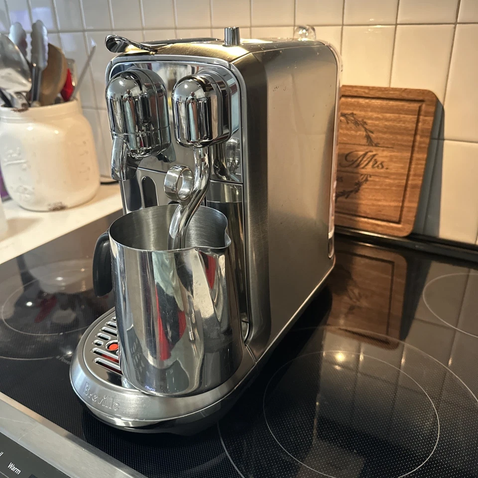 Breville Nespresso Creatista Plus BNE800BSS | Brushed Stainless Steel - Image 2 of 4