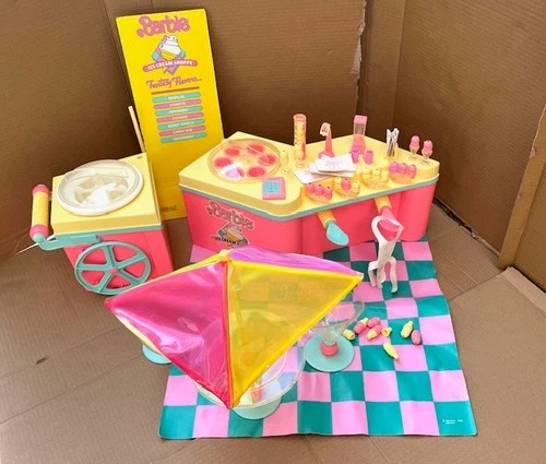 Mattel Barbie Ice Cream Shoppe Playset 1987 Vintage Near Complete