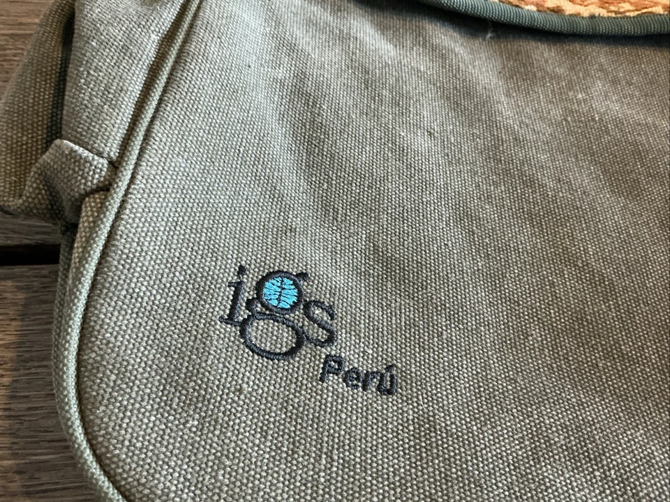 Bolsa carteiro tiracolo grande de lona-OD verde-IGS Peru-Segundo Congresso 2012 - Imagem 2 de 4