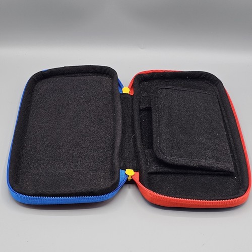 Nintendo Switch Travel Case Red - Picture 8 of 9