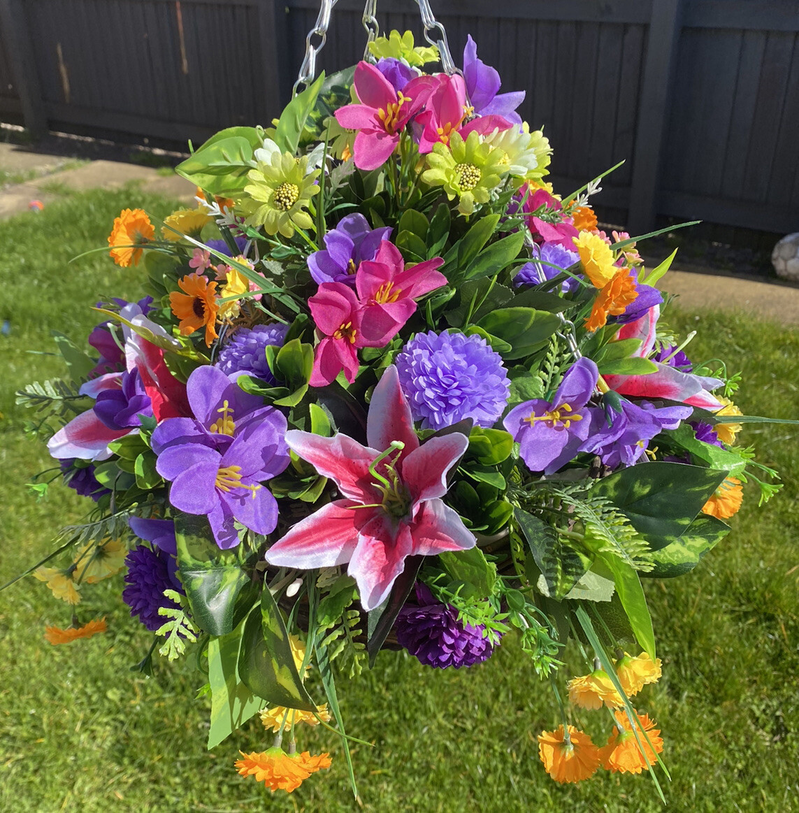 (16) 12 Inch Rattan Hanging baskets with artificial flowers eBay