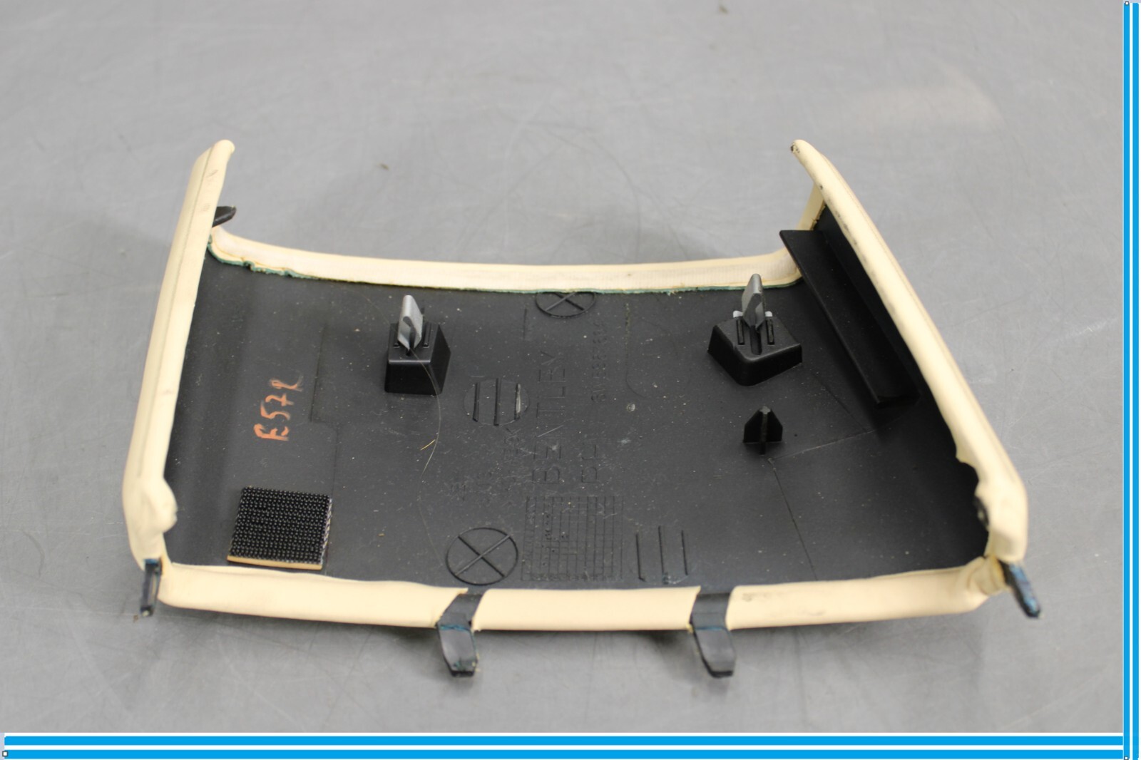 Bentley Continental 2006-2012 Front Right Trim cover