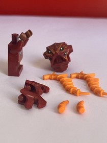 LEGO Atlantis Lobster Guardian Minifigure atl019 - Original 2011 Set 7985 - RARE