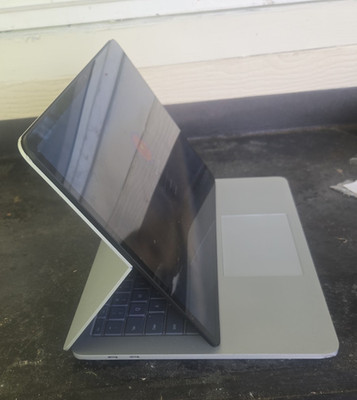 Microsoft Surface Laptop Studio 15'' Core I7 32 Gb Ram 2tb Ssd