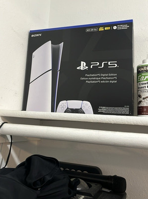 Sony PlayStation 5 Digital Edition PS5 825GB White/Black CFI-2115