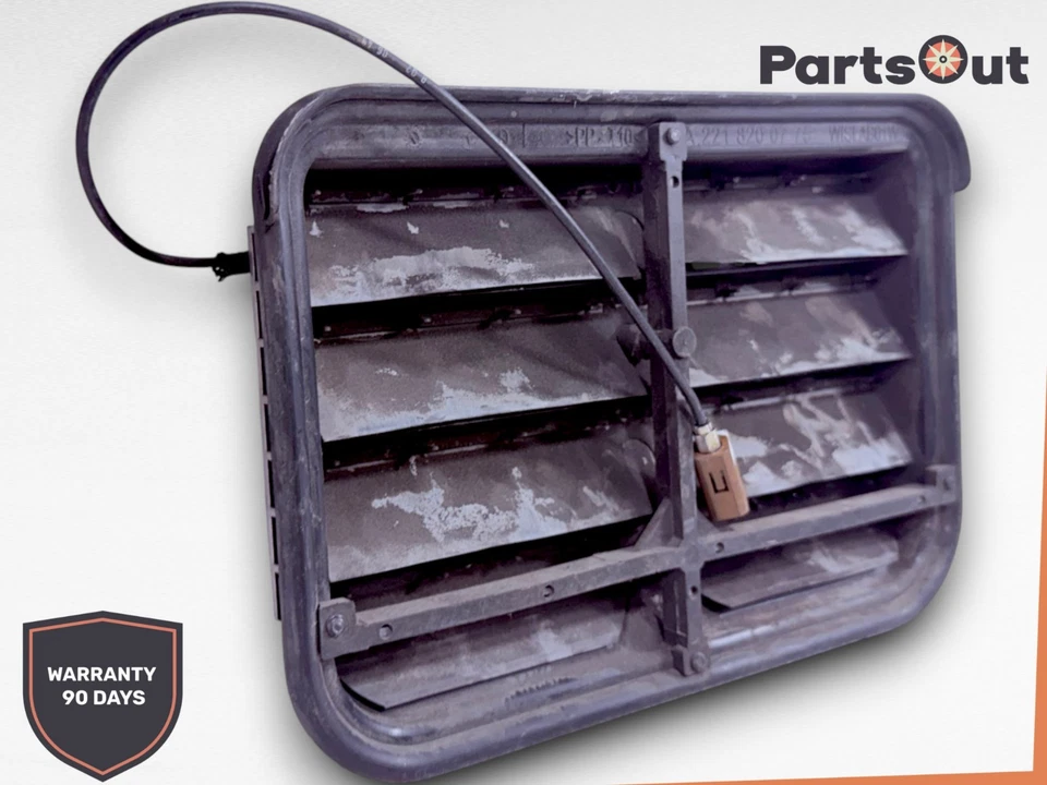 Оригинальная напольная антенна вентиляционное отверстие 07–10 Mercedes CL550 A 221 820 07 75 - Изображение 2 из 4