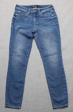 GAP Denim Universal Legging Jeans Size 0/25R Mid Rise Medium Wash Stretch Denim