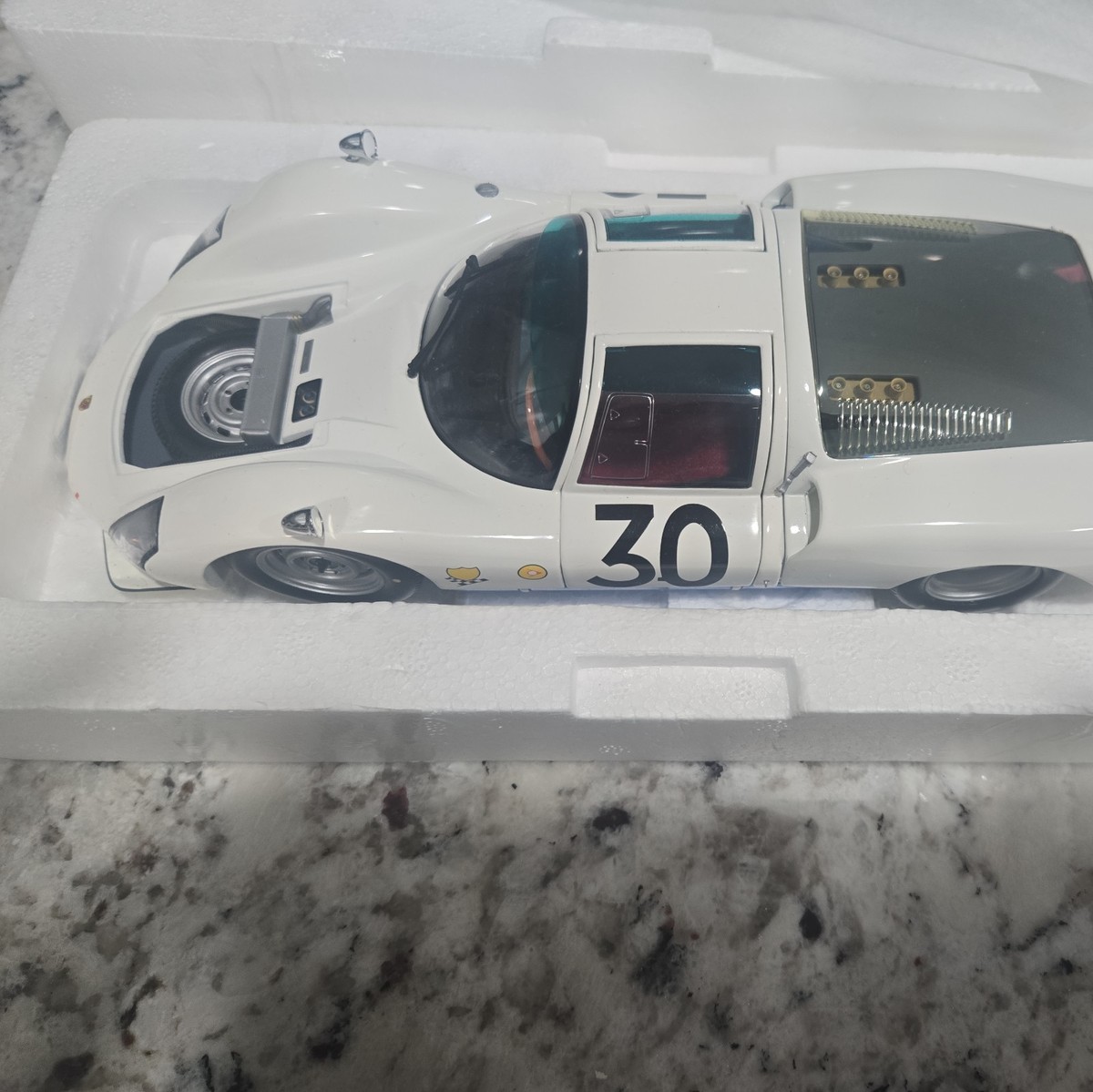 MINICHAMPS PORSCHE 906LE 24H LE MANS 1966 1 18 diecast figure long