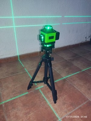 Nivel Láser 16 Líneas Verde 4D + Trípode