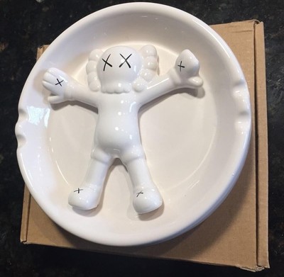 OriginalFake KAWS Ashtray Ceramic 3 Colors Optional Gallery 1950 Gift For Friend