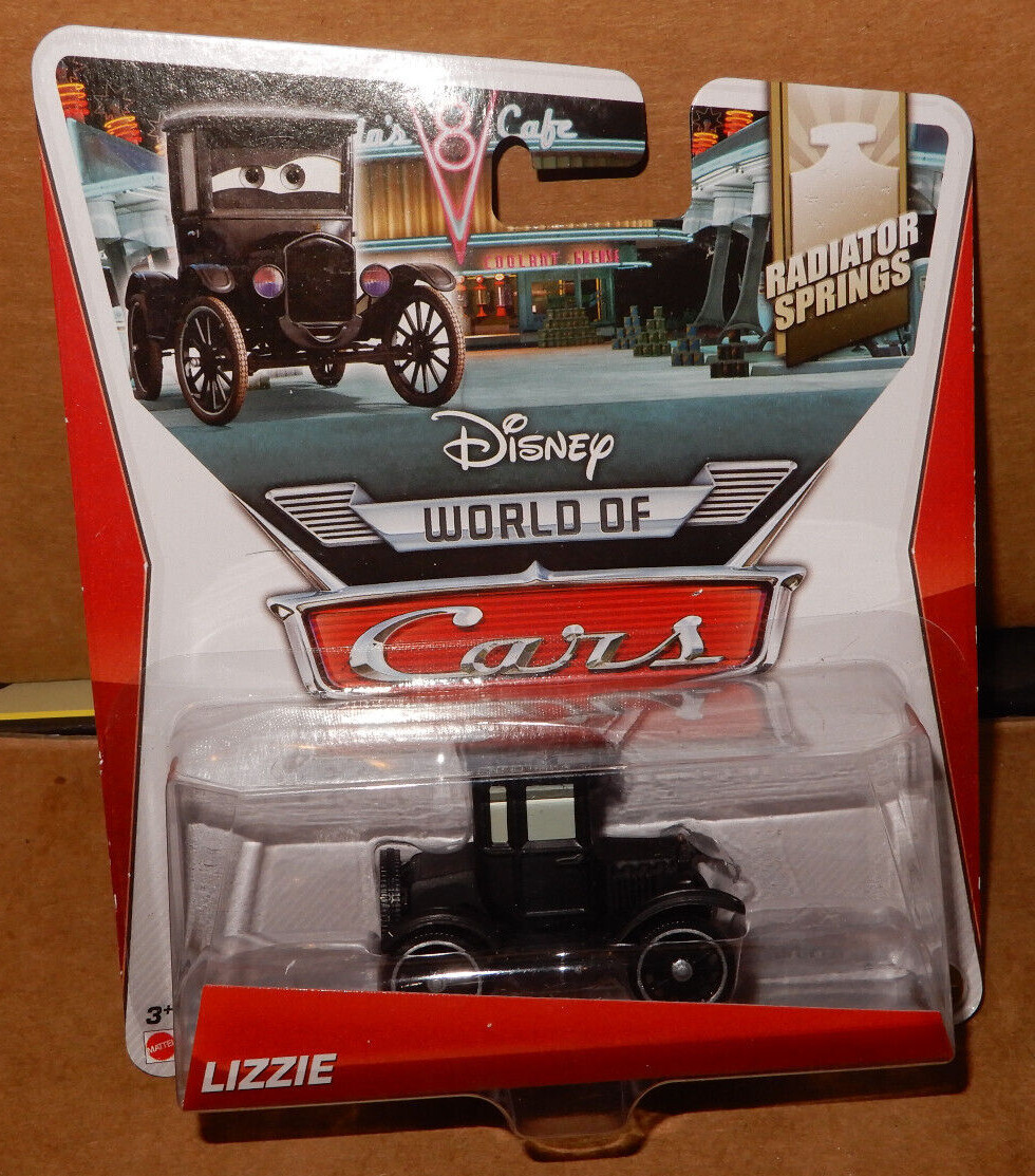 2013 World of CARS DISNEY PIXAR RADIATOR SPRINGS LIZZIE FREE US