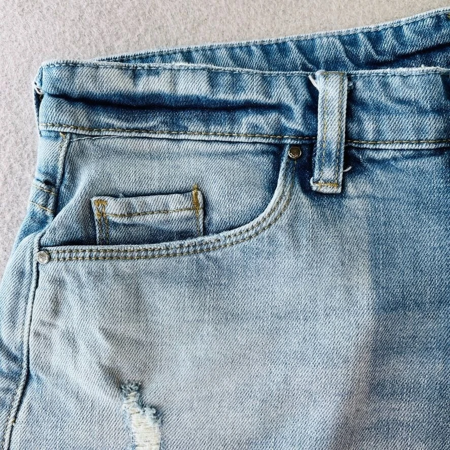 Pantalones Cortos Blank NYC Distressed Corte Talla 25 Pantalones Cortos Patchwork Desteñidos Foto 3 de 4