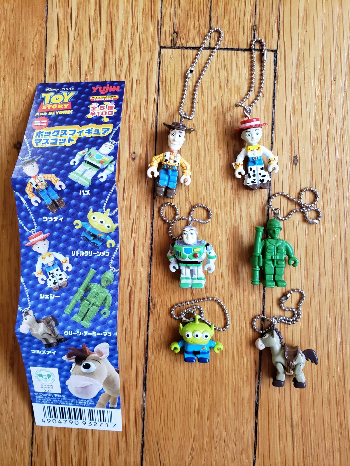 Yujin Disney Toy Story Capsule figures Woody Buzz Alien Jessie Bullseye keychain