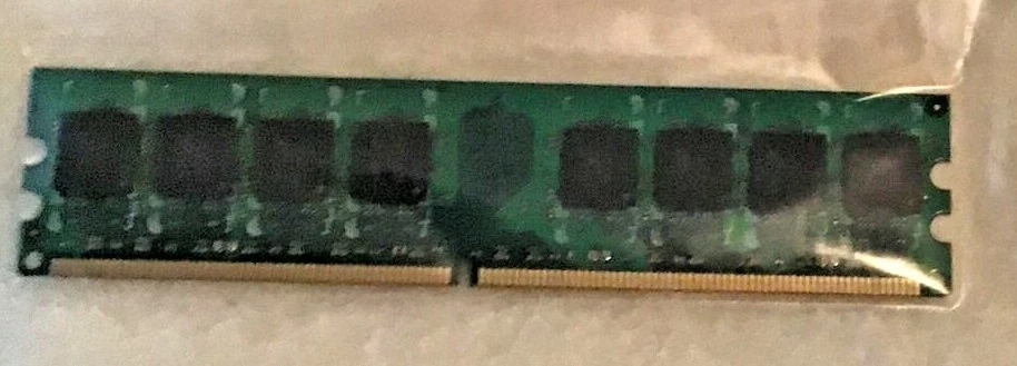 OCZ PC2-5400 1GB 5-5-5-15 Laptop RAM - Image 3 of 3