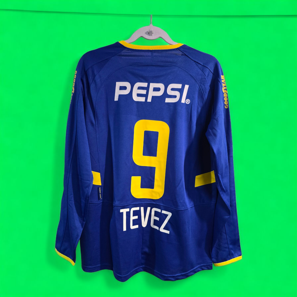 BOCA Jr. HOME 2003/2004 - Blue - TEVEZ # 9 - SMALL (Run Small