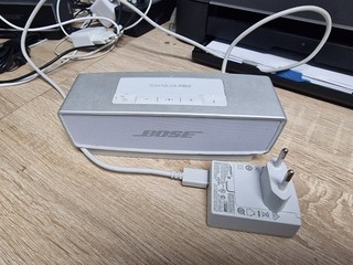 Bose SoundLink Mini II (725192 1310) Lautsprecher Dock Station