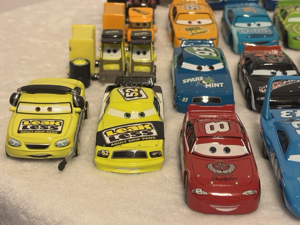 Disney Pixar Cars 2006-08 Mattel 1:55 Dinoco 400/Piston Cup Race Loose MINT Lot  - Image 2 of 4