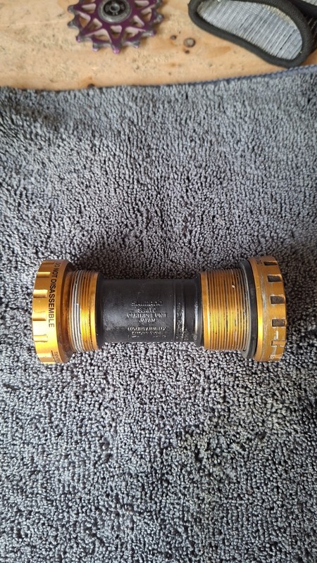 Shimano Saint Bottom Bracket 68/73mm