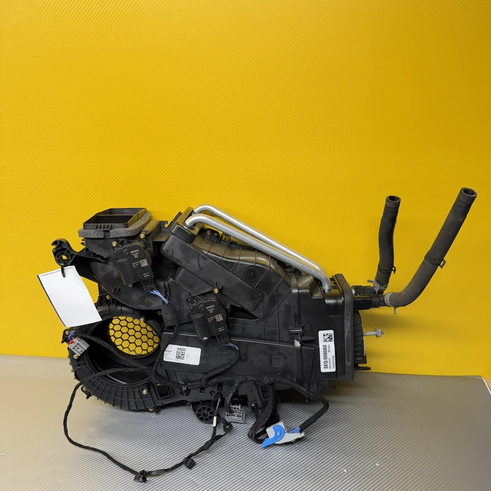 2022-2025 Jeep Grand Wagoneer Hvac A/c aquecedor traseiro ventilador caixa - Imagem 2 de 4