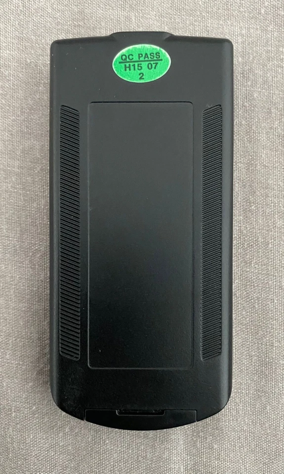 Creative RM-820 Remote Control - Used, Excellent Condition with New Battery - Image 2 of 4