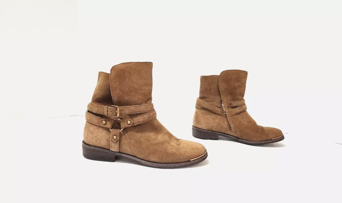 Brown ugg top boots with buckles