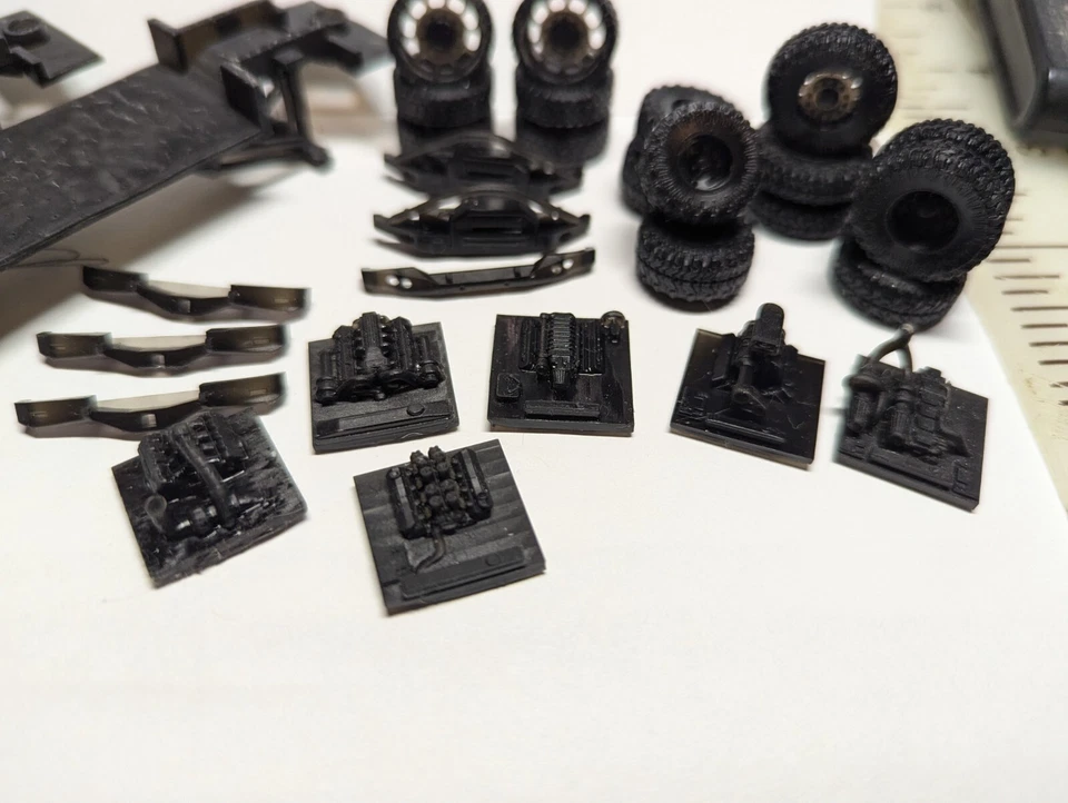 1/64 Scale Custom 3D printed 3 Different 4x4 Lift Kits For M2 Square Bodies  - Image 4 of 4