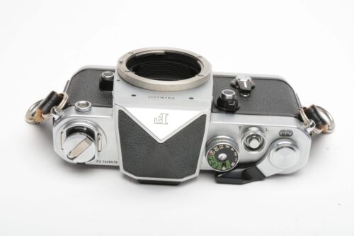 Nikon F2 35mm Spiegelreflex Body mit F Sucher, sehr gepflegt & präzise, zeitlos - Bild 5 von 13