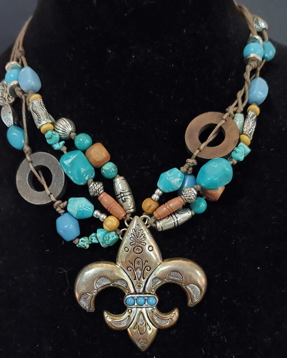 Necklace with colored stones clearance