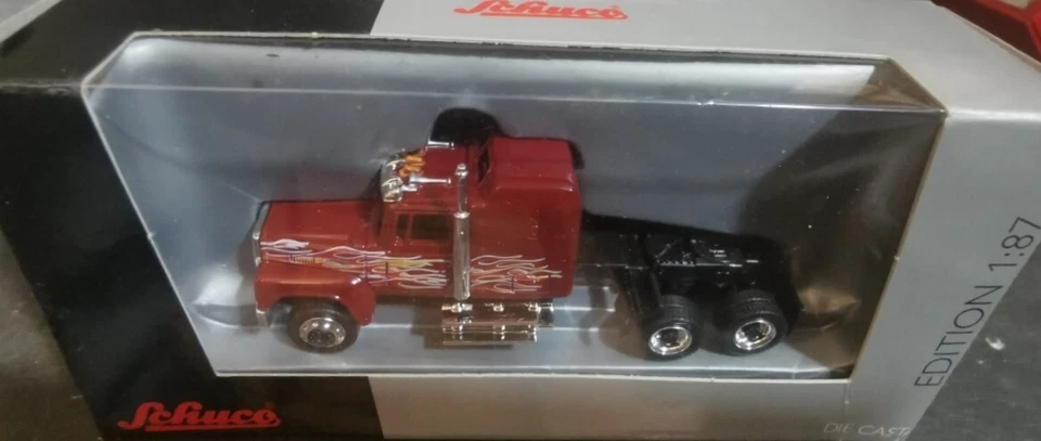 SCHUCO 254149 Camion motrice 3 assi FORD U300 - scala H0 - Immagine 3 di 4