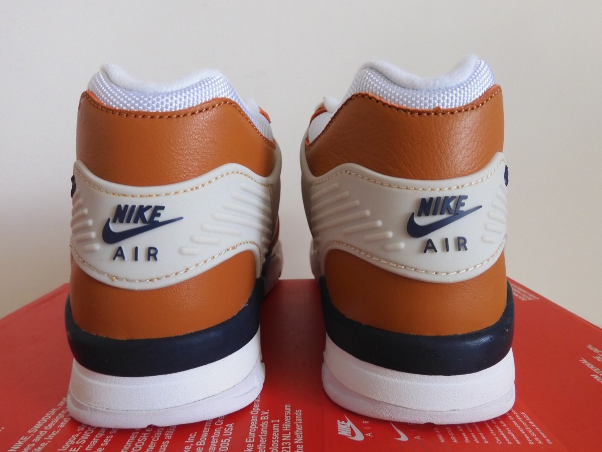 NIKE AIR TRAINER 3 QS 