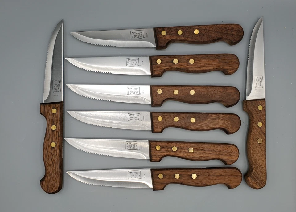 Juego de 8 cuchillos vintage Chicago Cutlery Steak 25C21M hoja de 5" con mango de madera Foto 3 de 4