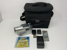 Hitachi DVD CAM Handheld Camcorder Video Camera DZ-BX37A Bundle - Tested