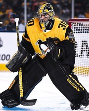 Matt Murray 2017 Stadium Series Pittsburgh Penguins 8x10 NHL Hockey Photo