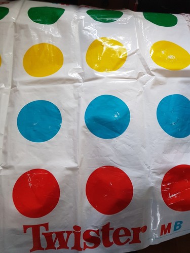 Twister Vintage MB Games 1977 Retro 70s Display TV & Film Prop - 第 6/9 張圖片