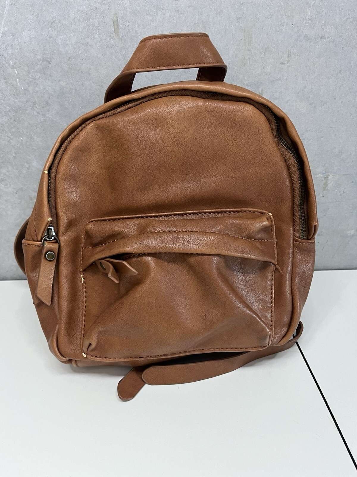 Universal Thread Women's Mini Backpack Style Faux… - image 1