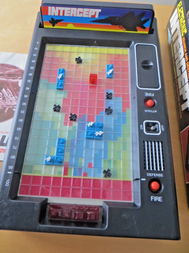 Vintage 1978 Intercept - Electronic Search and Destroy Game - Picture 13 of 14