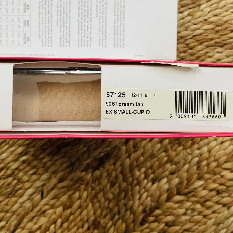 Wolford | Vestido Formador de Encaje de Terciopelo | Prendas moldeadoras Med Control en Tostado Crema ~ XS D Foto 4 de 4