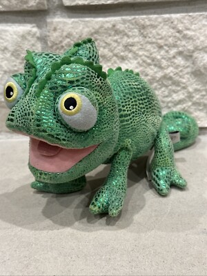 CC) Disney Parks Tangled Pascal Rapunzel s Chameleon Lizard Green Metallic Plush