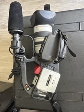 Canon DM-XL1S 3CCD / 16X / Professional Camcorder - powers on- Untested