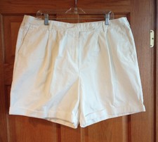 Ladies 100 Cotton White Shorts By Lands End Sz. 18W 4 pockets Belt Loops Button