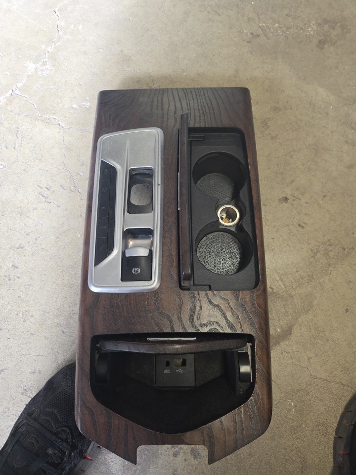 2014 - 2017 Maserati Ghibli Front Center Console Shifter Trim Cover 