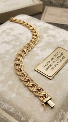14kt Italien Gelbgold gedrehtes dreifach rundes Armband. 12,13 Grs. 7''*Beschreibung lesen