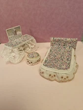 Beautiful Vintage Lundby Barton Caroline's Home Floral Bed & Dressing Table 1:16