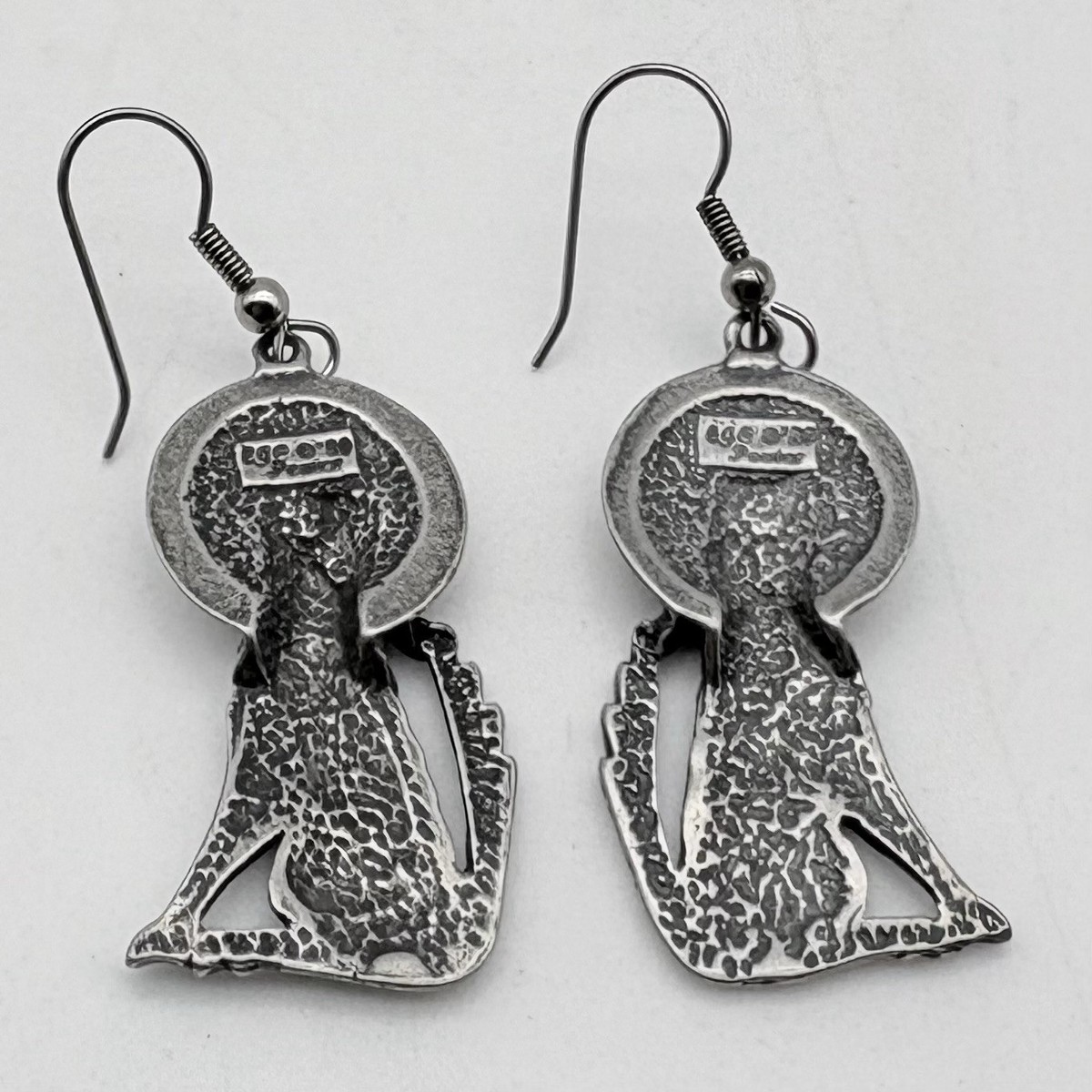 Vintage Wolf Howling At The Moon Dangle Earrings Silver Tone Signed Edg 89 View 5