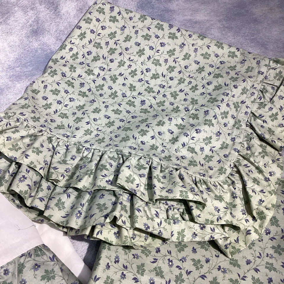 Laura Ashley Josephine Green Floral QUEEN Bed Skirt 13.5" Drop NEW & 2 Euro Sham - Image 4 of 4