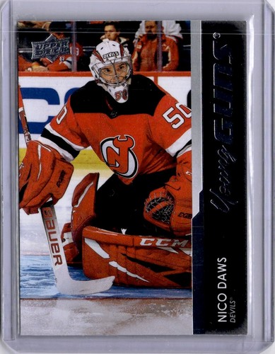 2021-22 Upper Deck Young Guns Nico Daws #748 rookie card